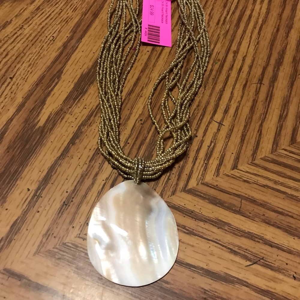 Statement necklace